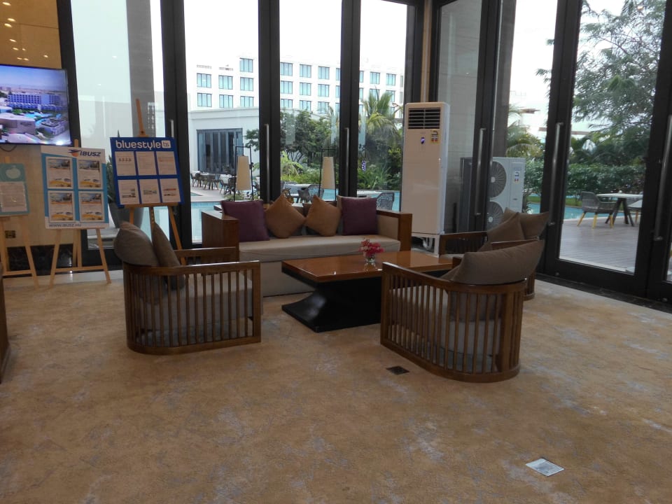 Lobby Millennium Resort Salalah