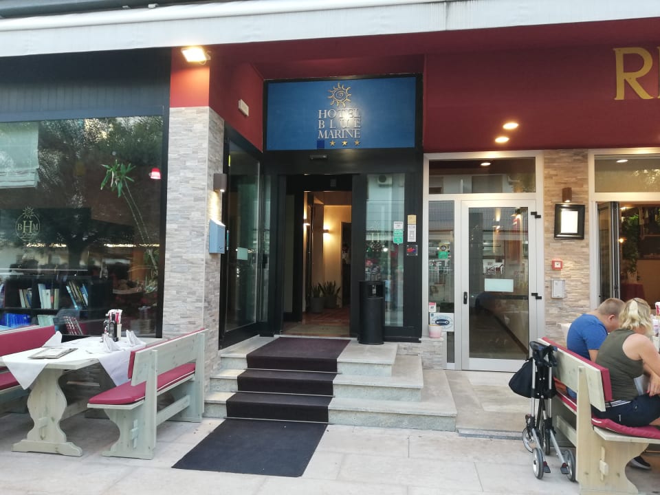 Lobby Hotel Blue Marine