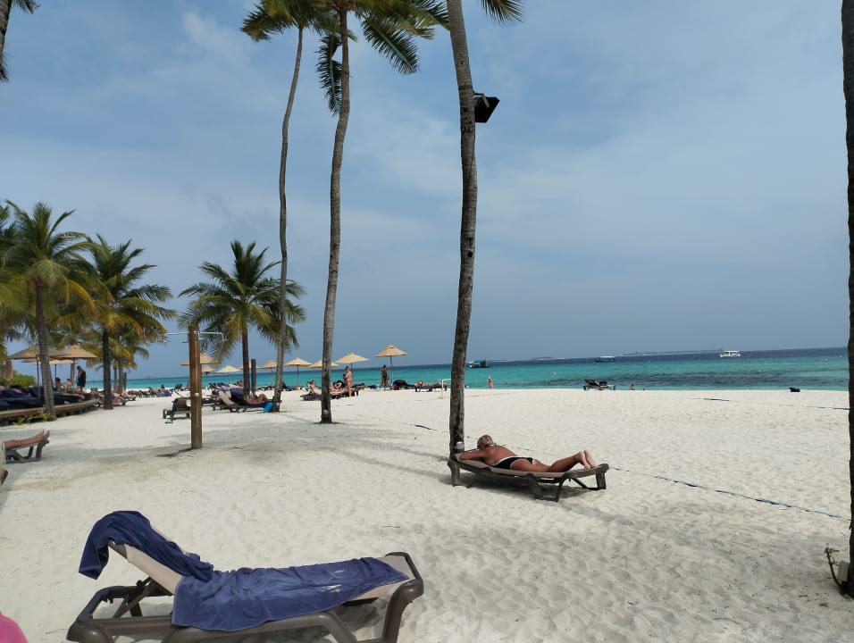 Strand Kuredu Island Resort & Spa