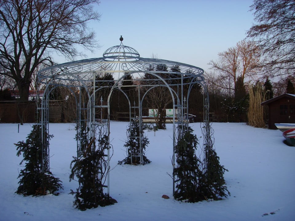 Pavillon im Garten Landhaus Alte Eichen