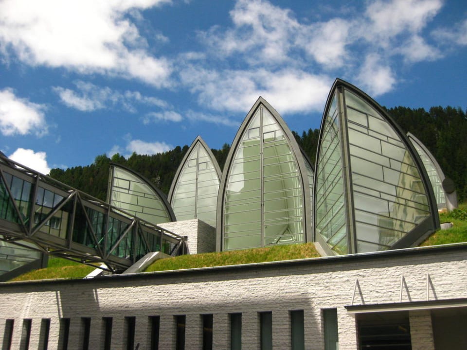 Fenster vom Wellnessbereich Tschuggen Grand Hotel Arosa