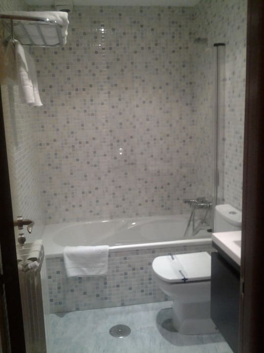 Baño Hotel MS Boiro