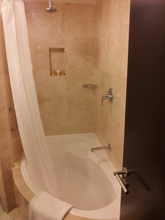 Wanne Ramada Plaza by Wyndham Dubai Deira