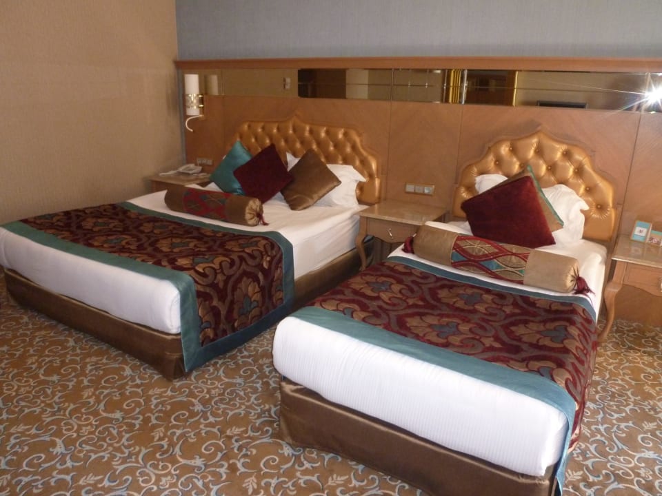 Zimmer Royal Holiday Palace