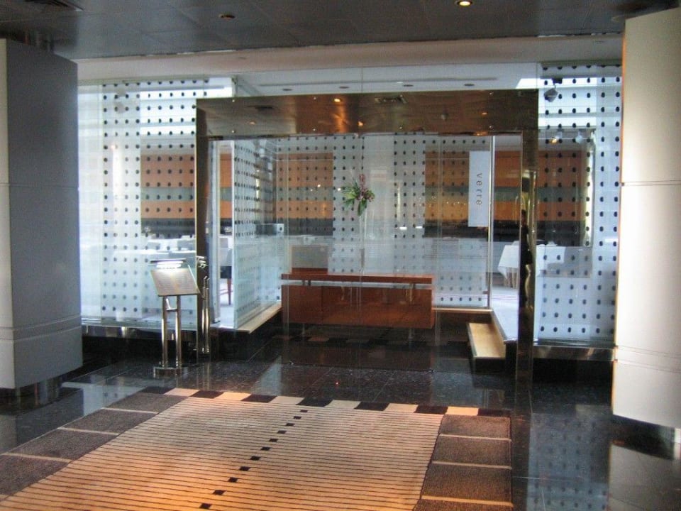 Hilton Dubai Creek Golden Sands Hotel Creek