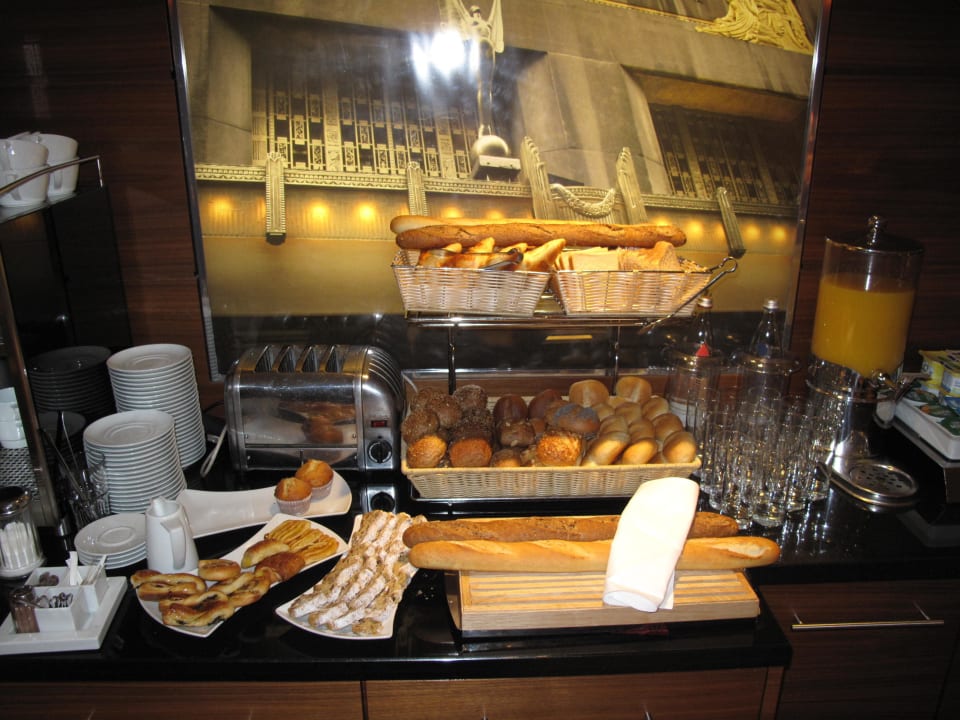 Frühstücksbuffet Hilton Dresden