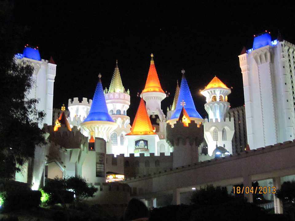 Excalibur bei Nacht Excalibur