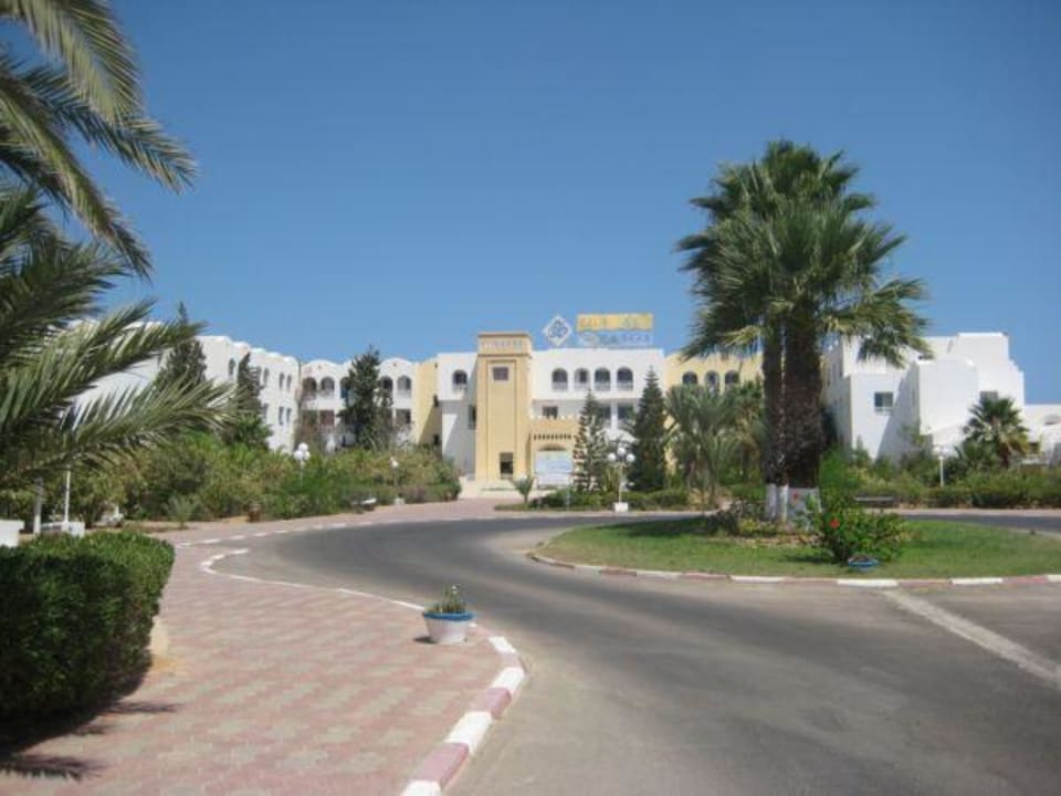 Hotelzufahrt Calimera Yati Beach