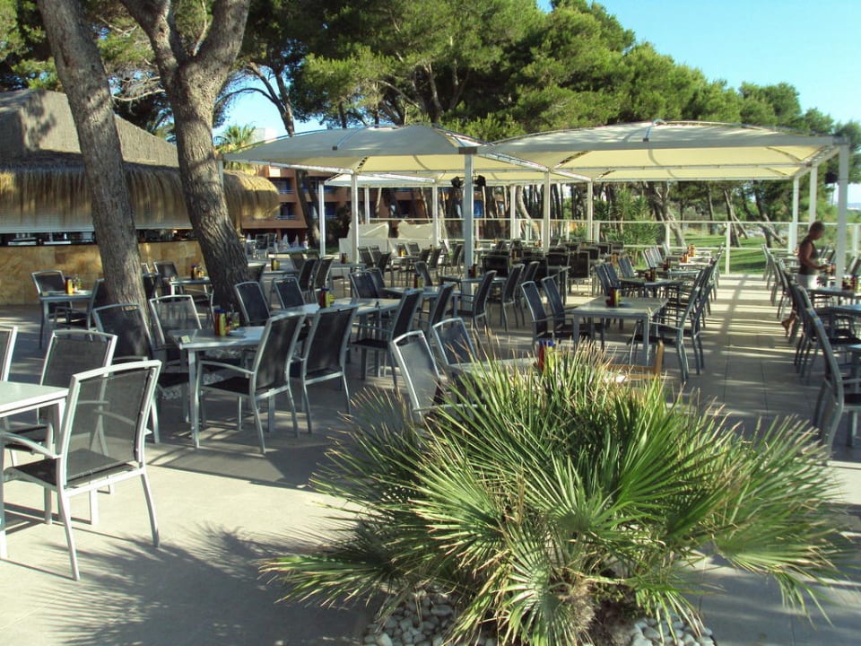 Strandbar im Hotel Iberostar Waves Playa de Muro