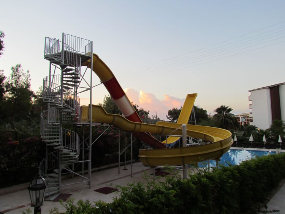 Горки Hotel Alara Kum