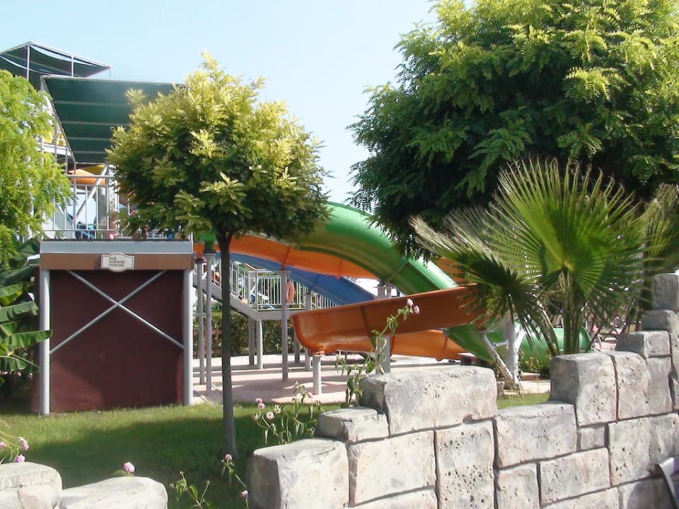 Slides Sherwood Exclusive Lara