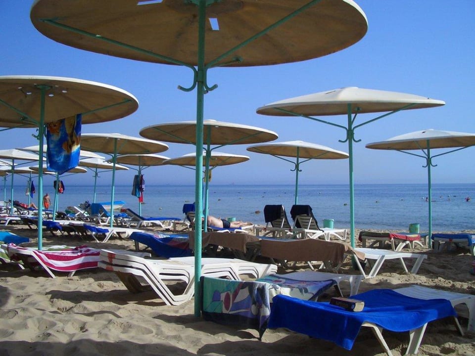 Reservierung der Liegen Hotel El Mouradi Skanes Beach