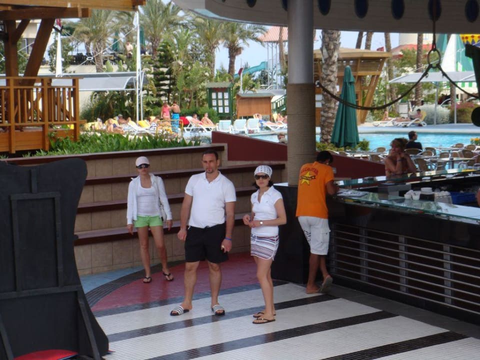 Pool-Baar Hotel Delphin Diva