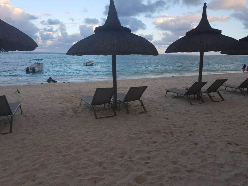 Strand Crystals Beach Resort Belle Mare, a member of Radisson Individuals