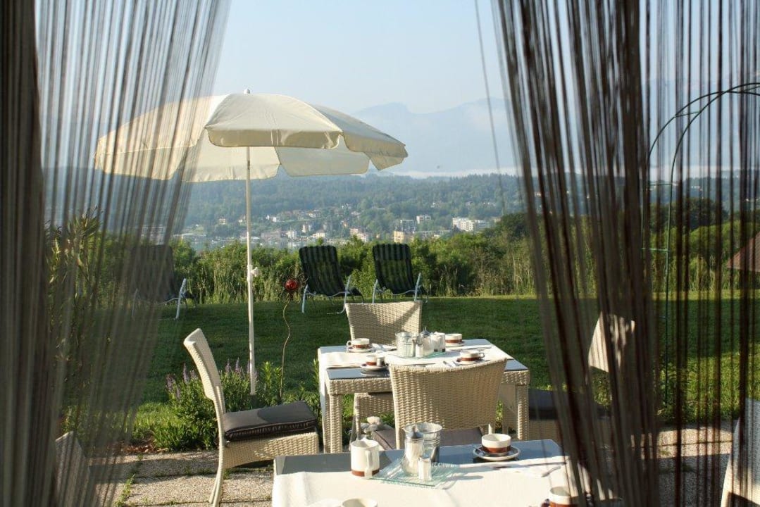 Ausblick vom Frühstücksraum Gästehaus Falle-Greilacher