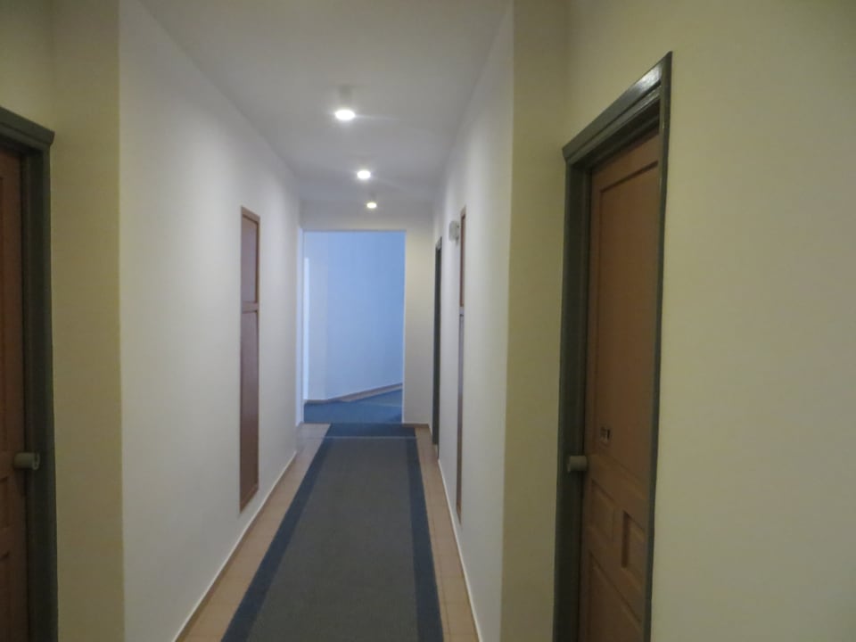 Auf dem Flur Anissa Beach & Village