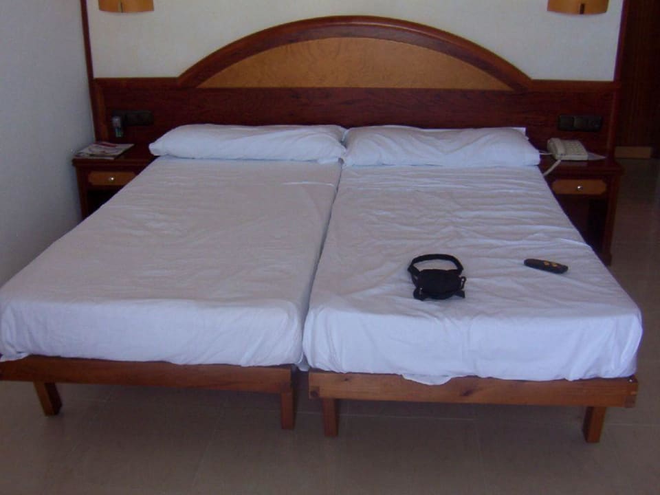 angebliches Doppelbett CM Playa del Moro