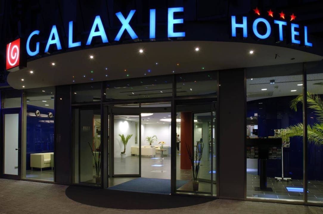 Night view Hotel Galaxie