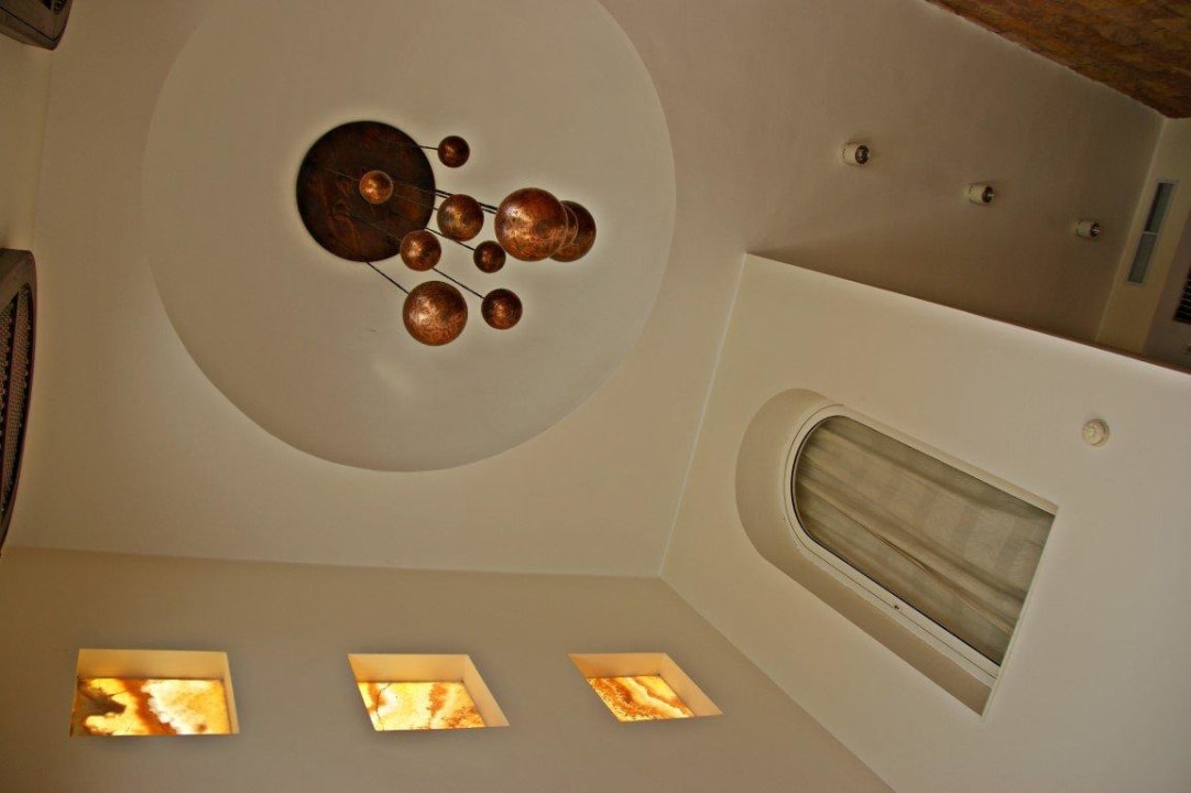 Deckenhöhe Fort Arabesque Resort, Spa & Villas