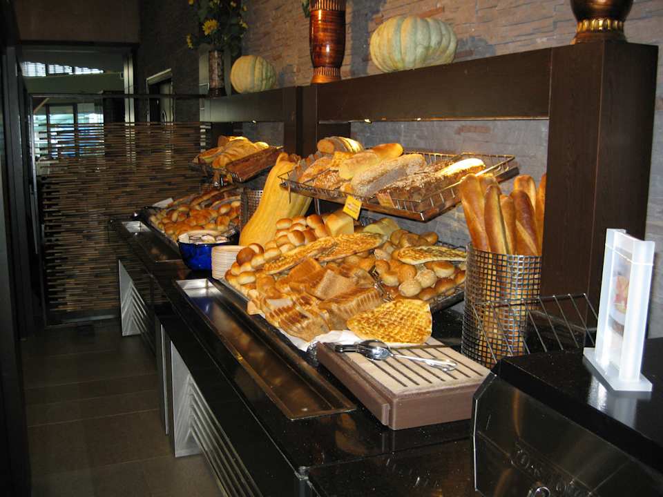 Lecker Limak Lara Deluxe Hotel & Resort