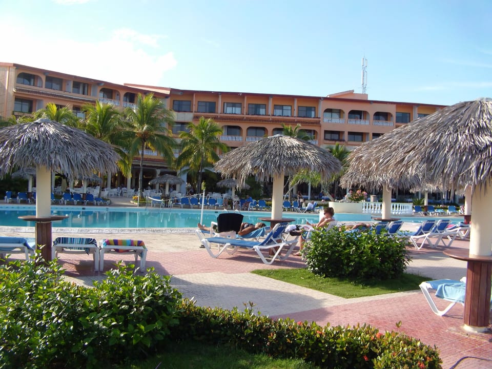 Pool Sol Rio De Luna y Mares