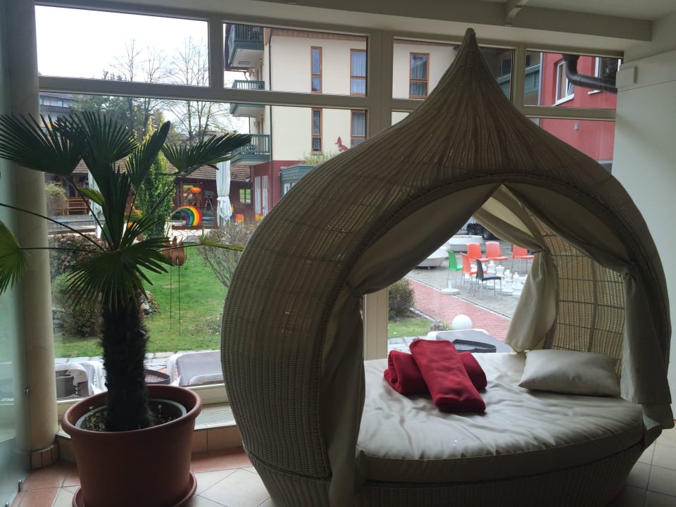 &quot;Gemütliche SItzecke mit Blick in den Garten&quot; Hotel