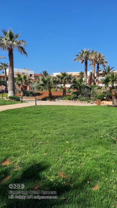 Gartenanlage Anissa Beach & Village