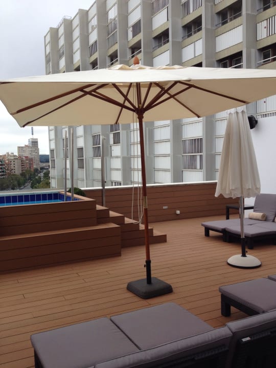 Terrace and pool Sercotel Amister Art Hotel Barcelona