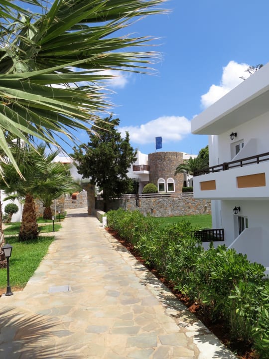 Außenansicht Alexander Beach Hotel & Village Resort