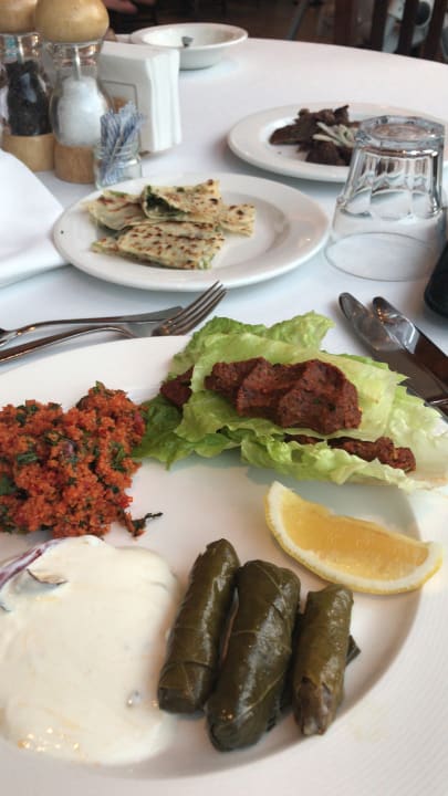 Gastro Hillside Beach Club