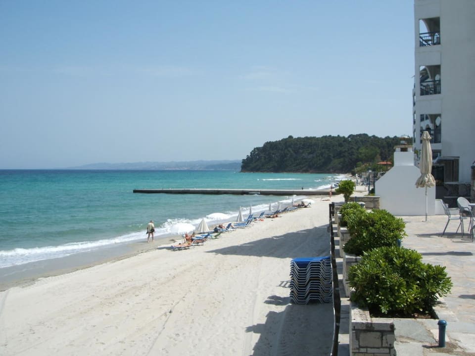 Hotel vom Strand gesehen Ammon Zeus Luxury Beach Hotel