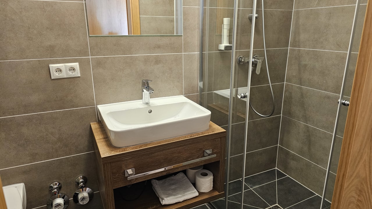 Zimmer AlpenParks Hotel & Apartment Alpendorf