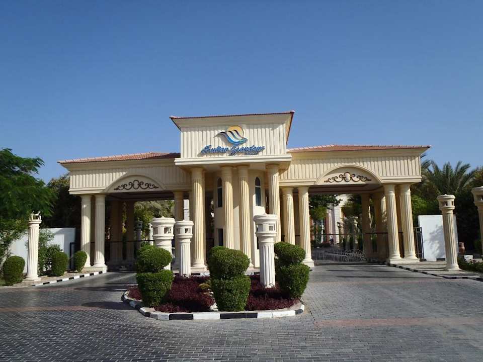 Haupteingang Sultan Gardens Resort