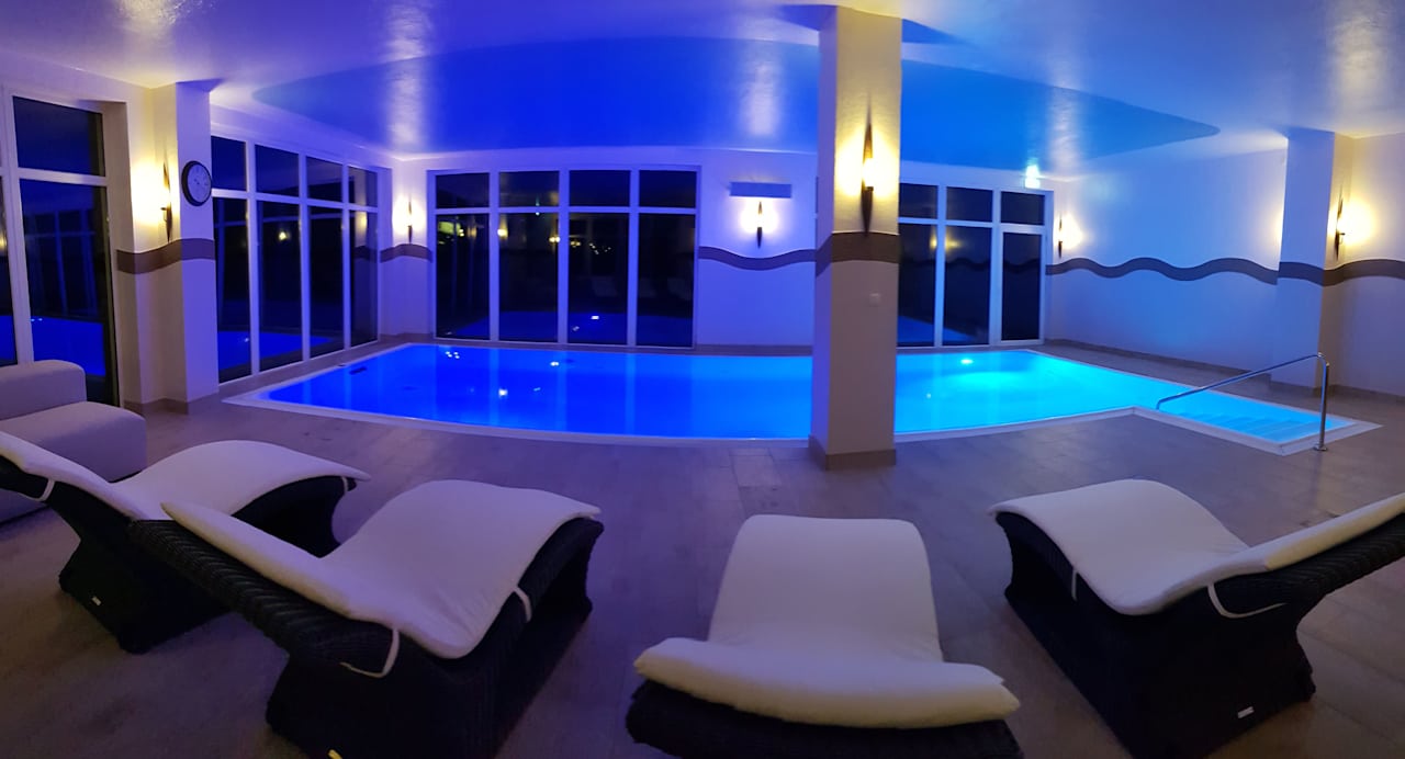 Pool Land-gut-Hotel Hermann