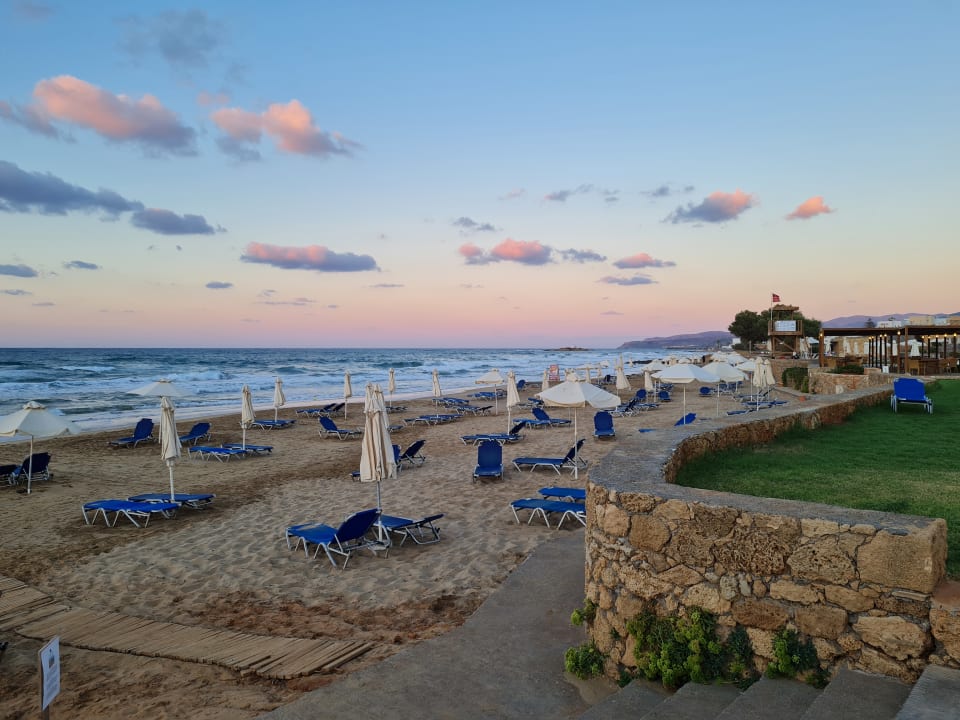 Strand Kernos Beach Hotel & Bungalows