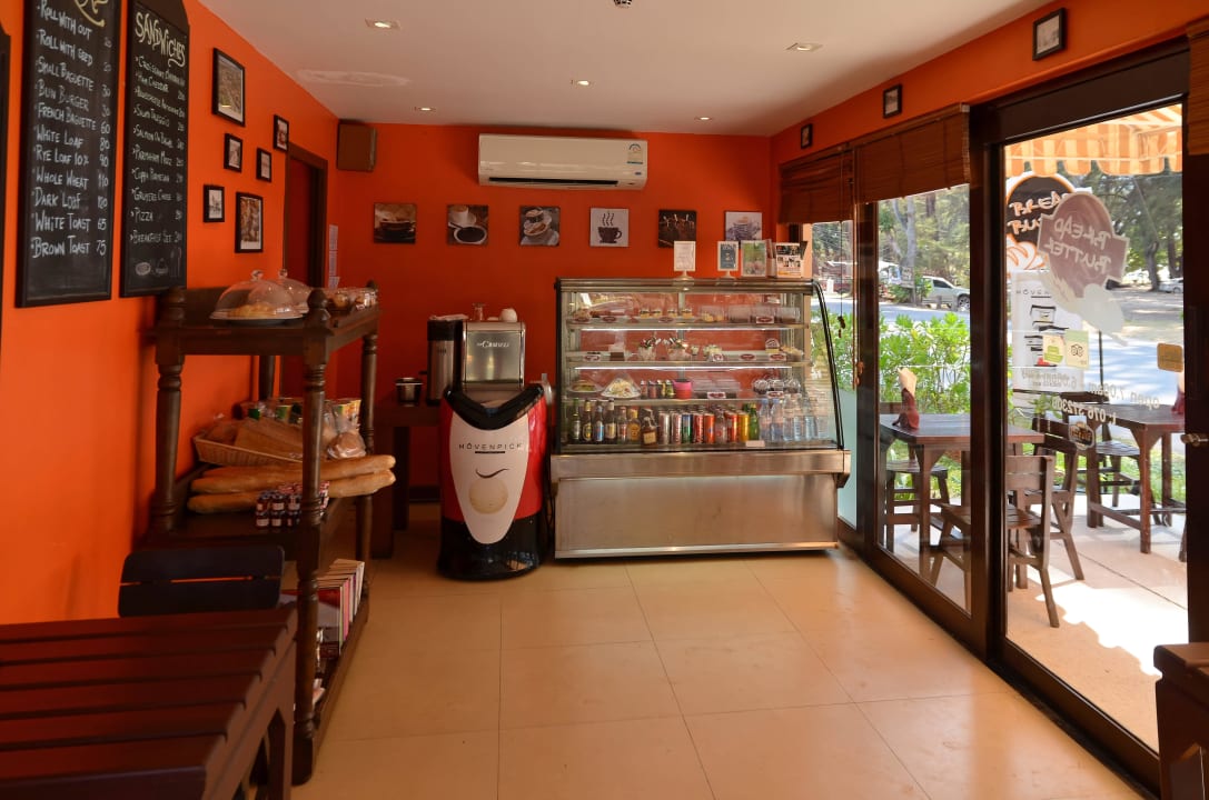 Bäckerei vom Dewa Dewa Phuket Resort and Villas