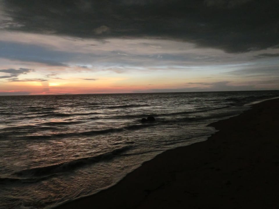 Sunset am Restaurant The Beach Sudala Beach Resort