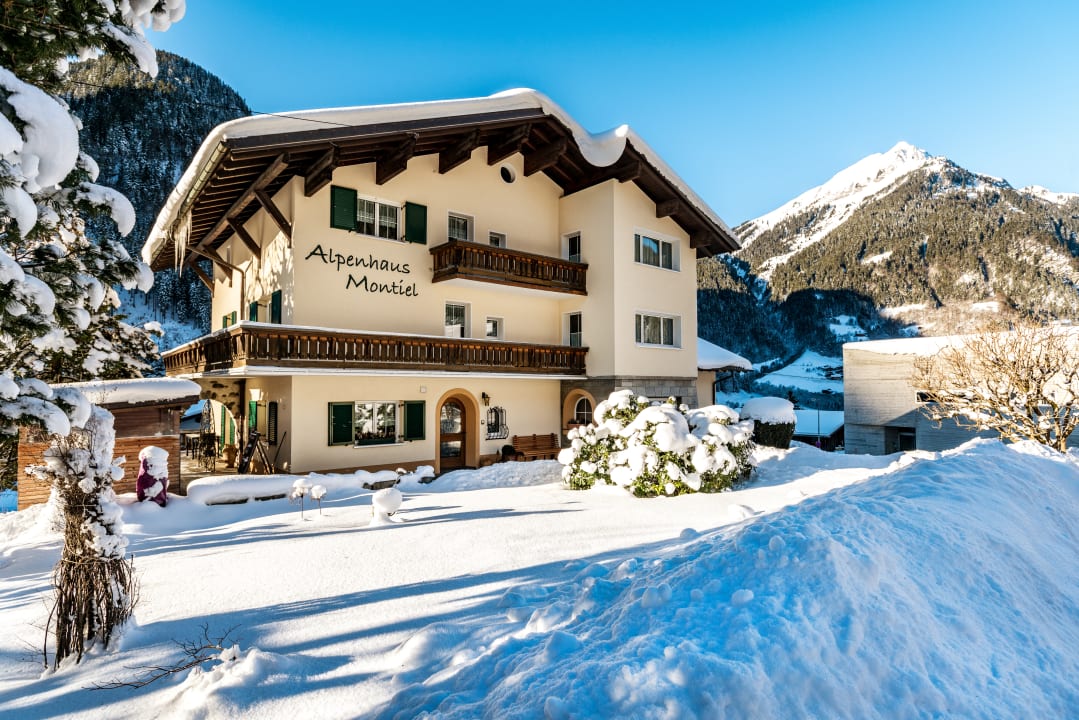 Außenansicht Alpenhaus Montiel