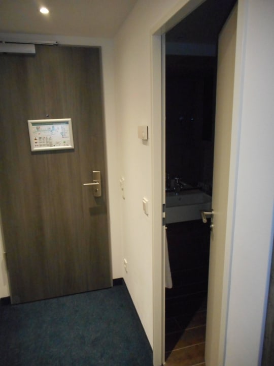 Zimmer ibis Styles Tubingen