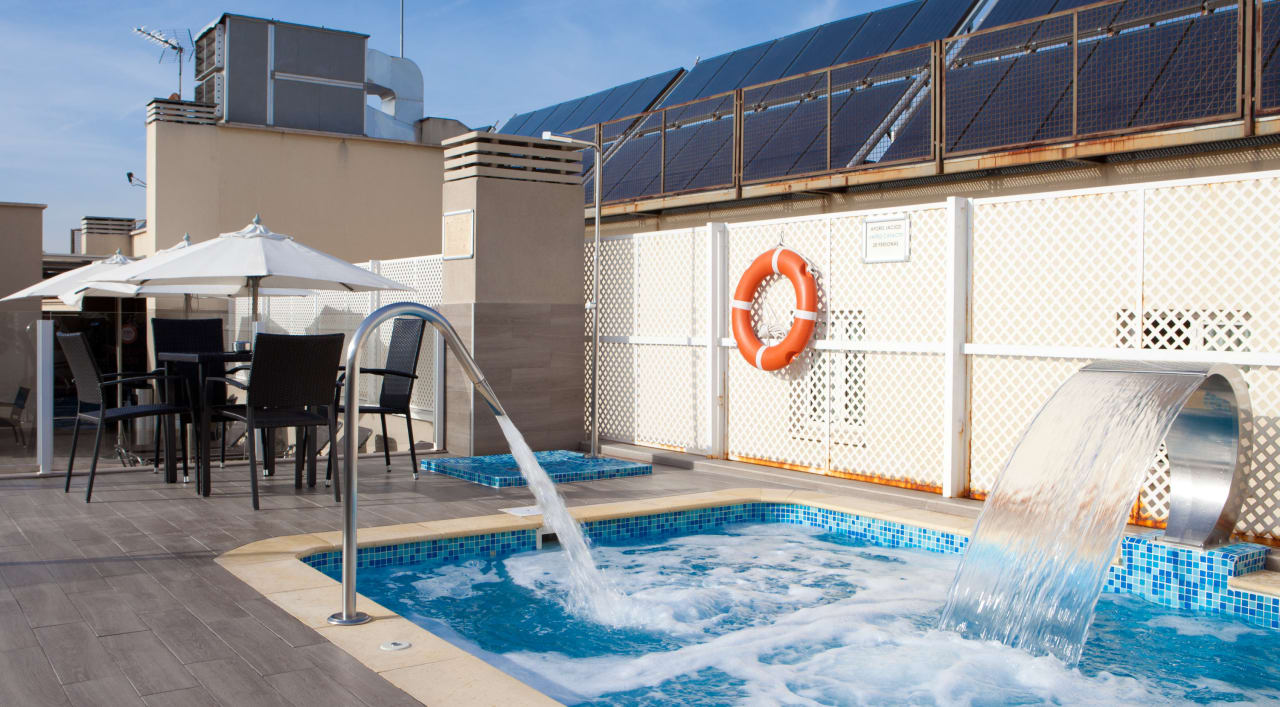 Pool Hotel Porcel Ganivet