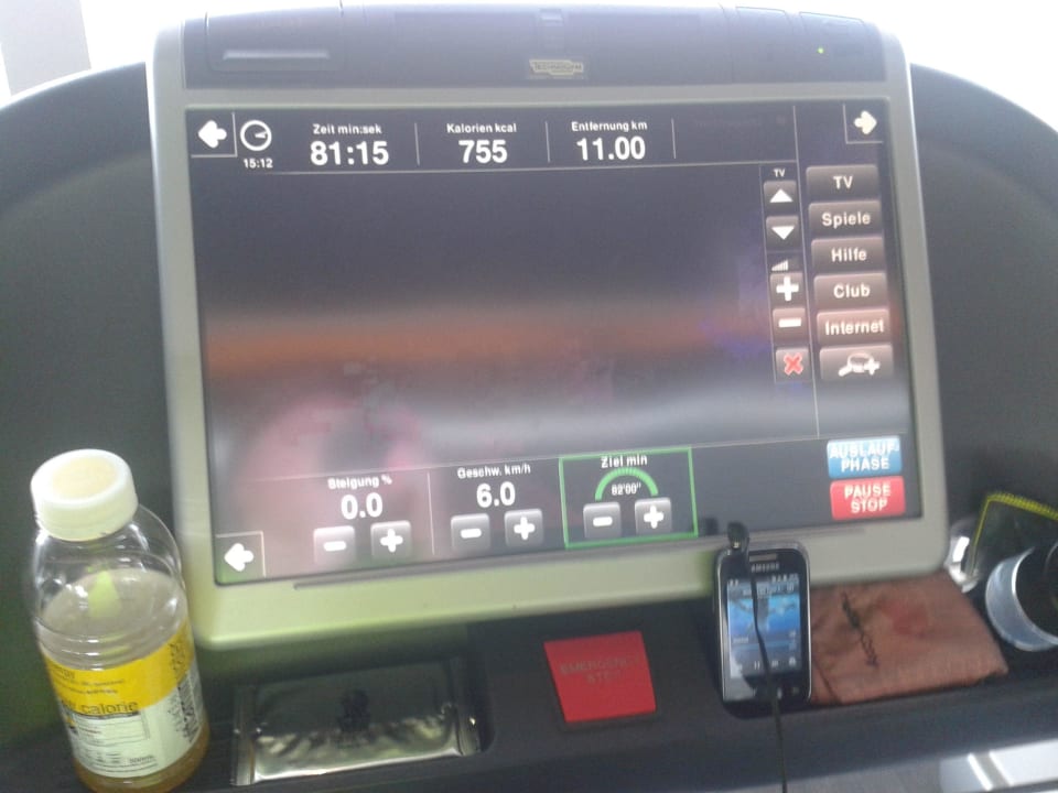 Super moderne Fitnessgeräte  Hotel The Ritz-Carlton Hongkong