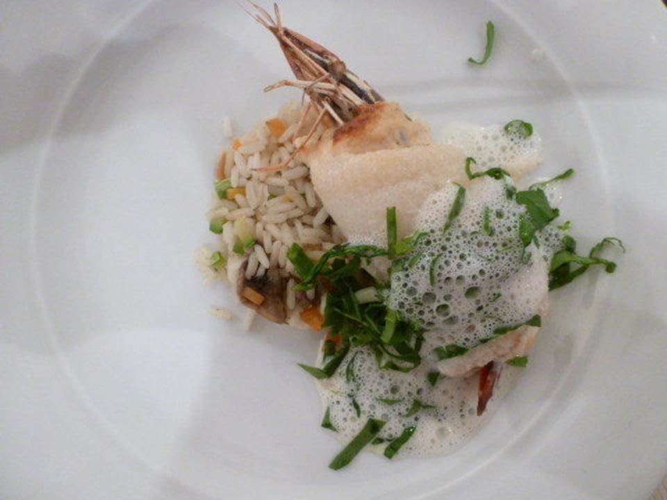 Hauptspeise zum Abendessen Minos Mare Royal