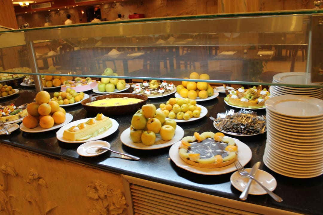 Büffet Three Corners Happy Life Beach Resort