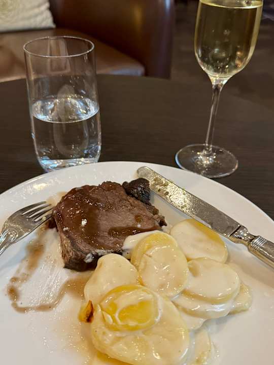 Gastro Sheraton Berlin Grand Hotel Esplanade