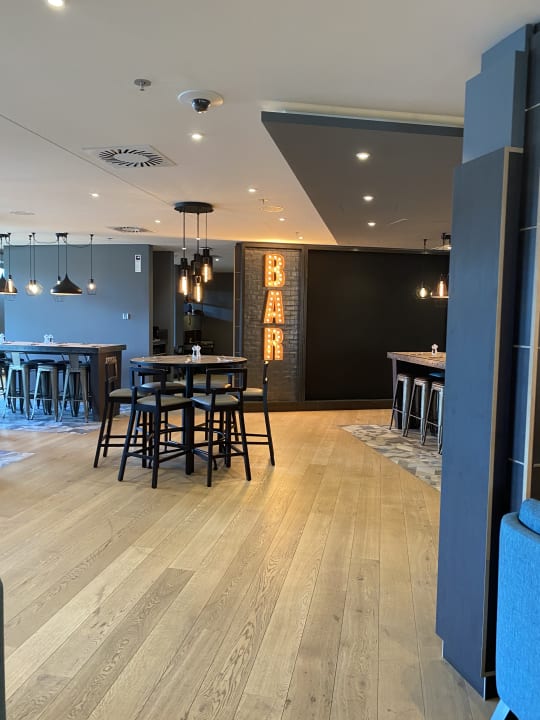 Gastro Premier Inn Stuttgart City Centre Hotel