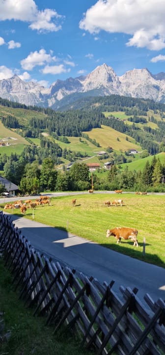 Ausblick Hüttendorf Maria Alm