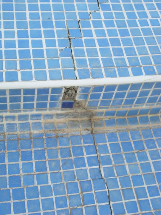 Vorsicht Hotel Sineva Beach