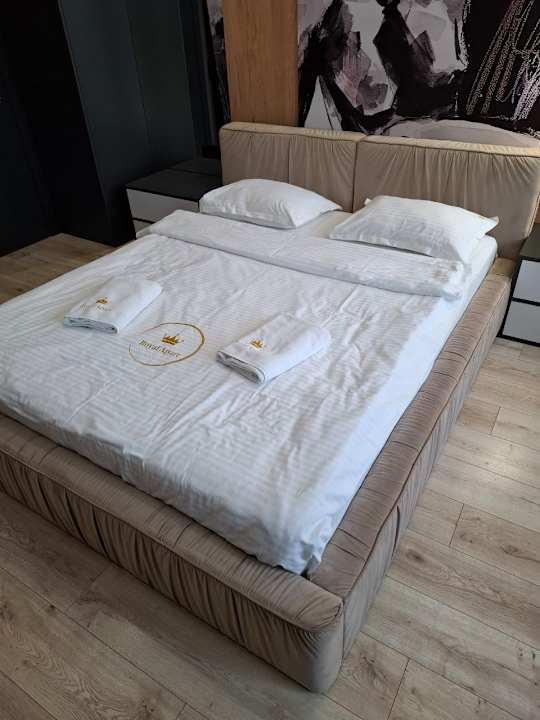 Zimmer Royal romantic apartment with bathtub