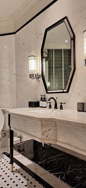 Zimmer Bach Suites Saigon, a Member of Design Hotels