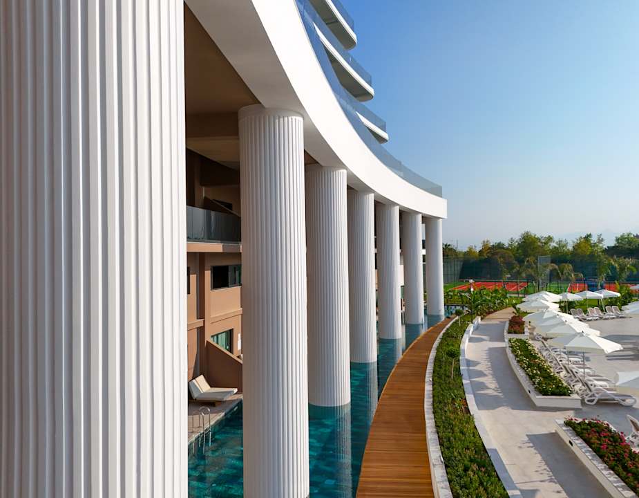 Außenansicht Hotel Miracle Resort